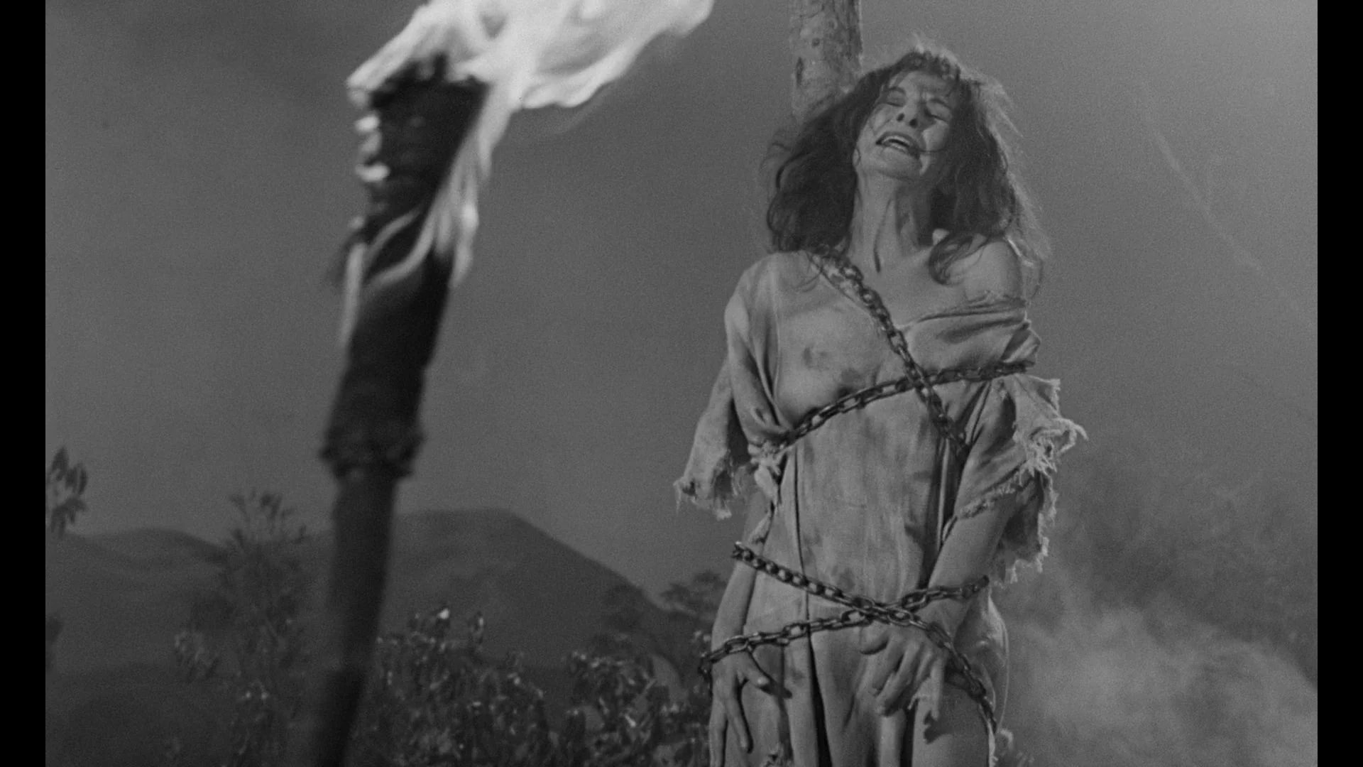 All The Haunts Be Ours: A Compendium Of Folk Horror Vol. 2 [DAMAGED Box Set] - Image 14