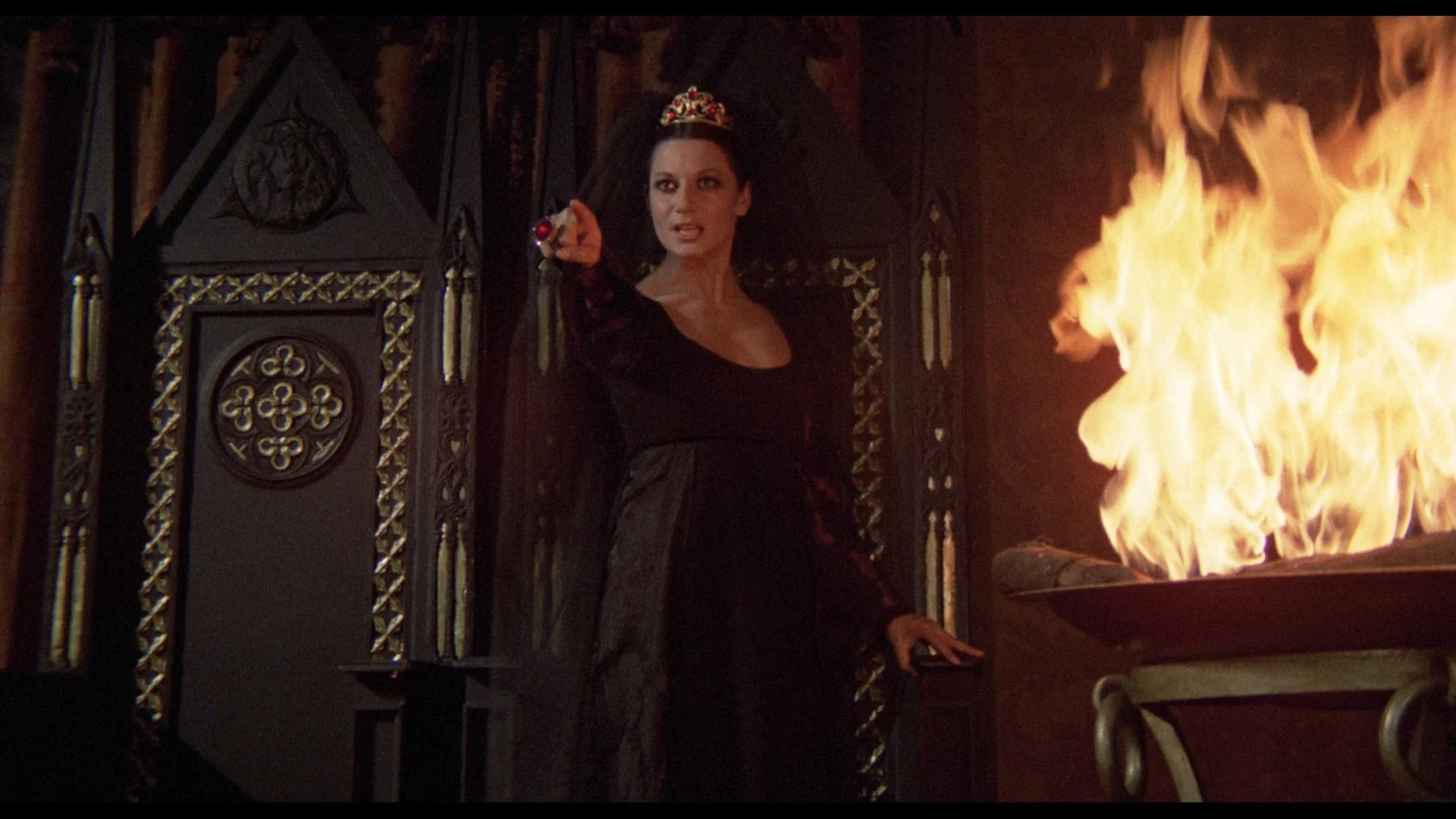 Danza Macabra Vol. Four: The Italian Gothic Collection [7-Disc Blu-ray Box Set: (6) Blu-ray + (1) CD] - Image 20