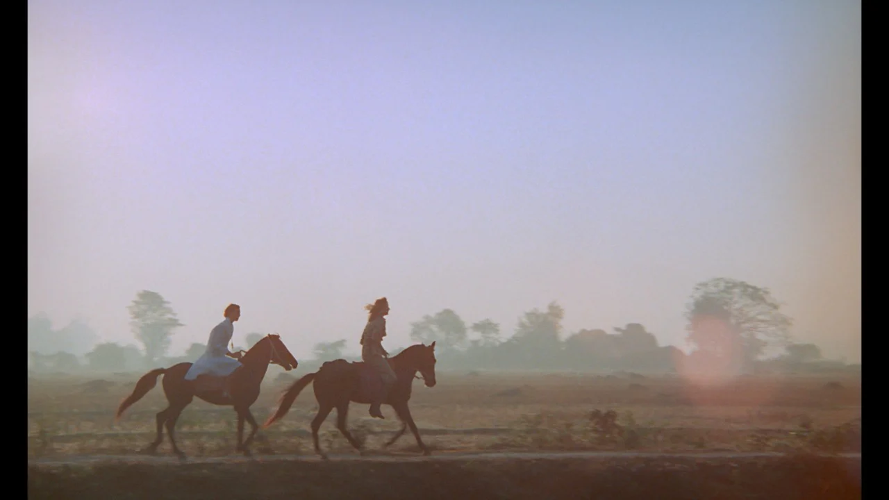 Emmanuelle [Blu-ray] - Image 7