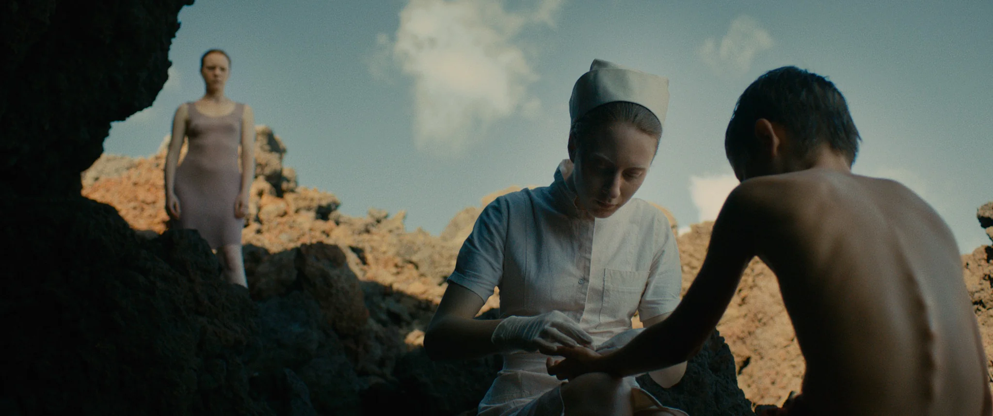The Worlds of Lucile Hadžihalilović [4-Disc Blu-ray Box Set + Book] - Image 36