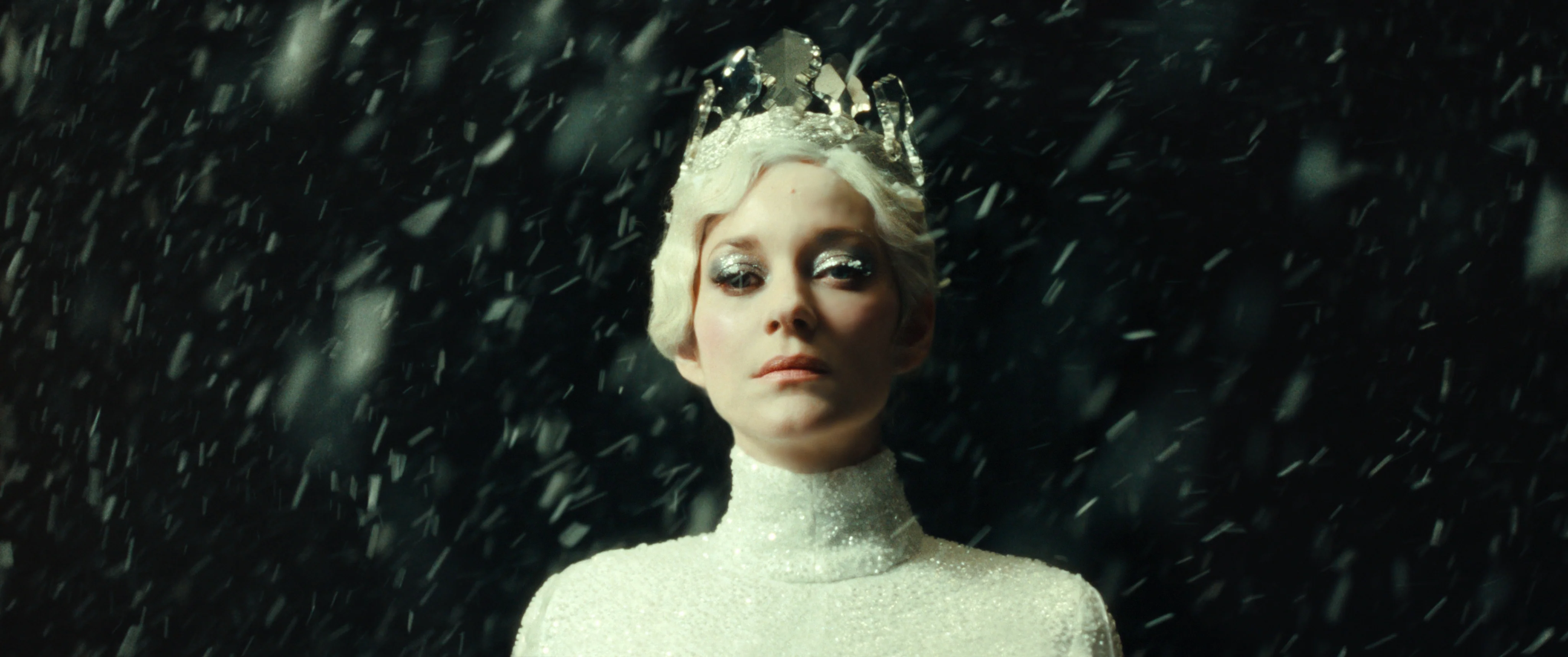 The Worlds of Lucile Hadžihalilović [4-Disc Blu-ray Box Set + Book] - Image 54