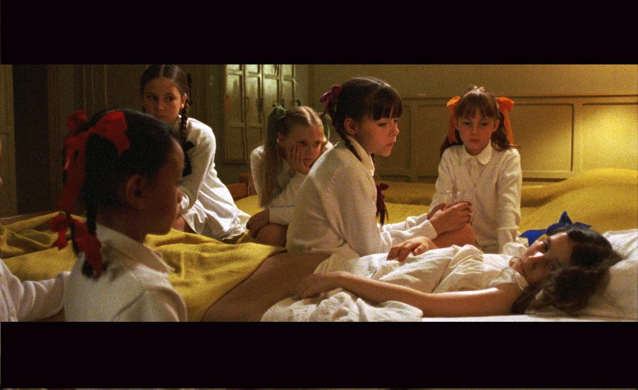 The Worlds of Lucile Hadžihalilović [4-Disc Blu-ray Box Set + Book] - Image 6