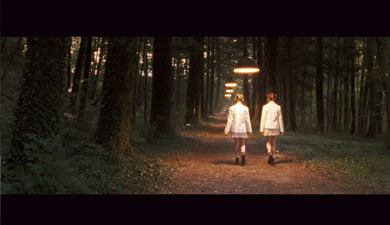 The Worlds of Lucile Hadžihalilović [4-Disc Blu-ray Box Set + Book] - Image 8