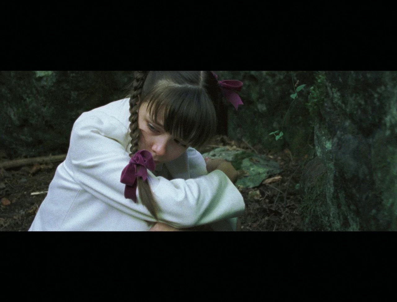 The Worlds of Lucile Hadžihalilović [4-Disc Blu-ray Box Set + Book] - Image 9