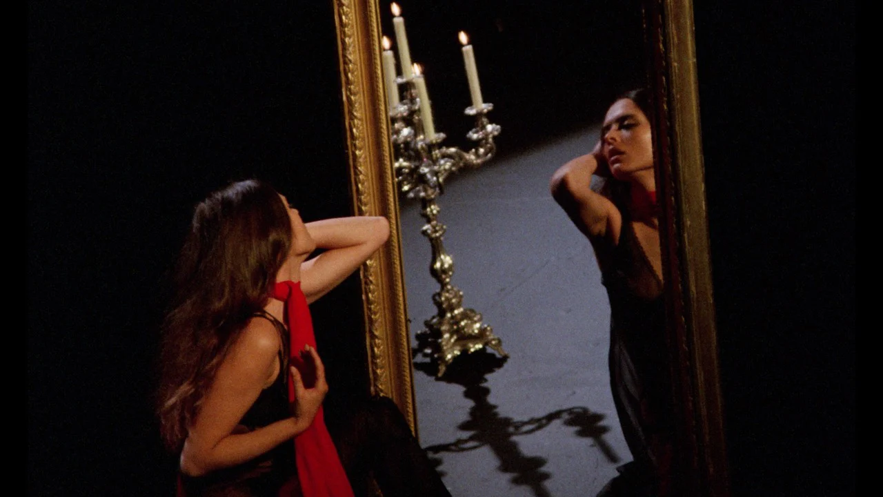 Vampyros Lesbos [2-Disc 4K UHD w/LE Slipcover] - Image 4